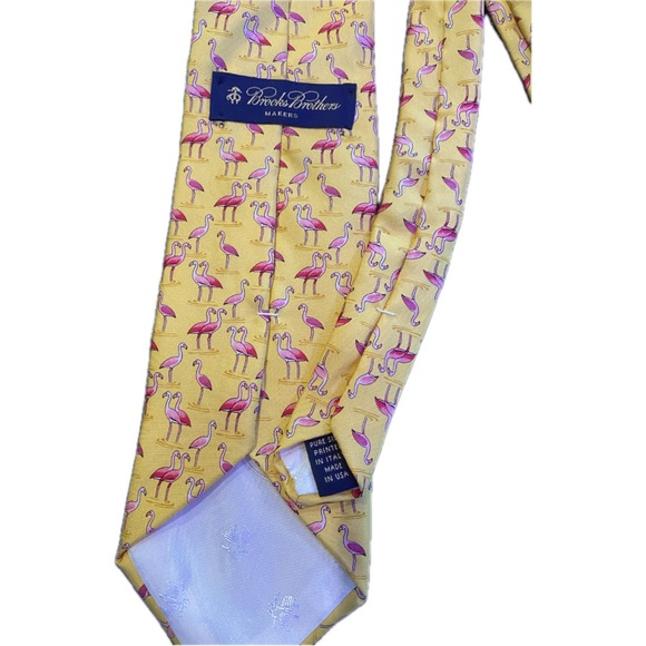 Brooks Brothers pure silk flamingo tie.  Excellent used condition. - Picture 2 of 2